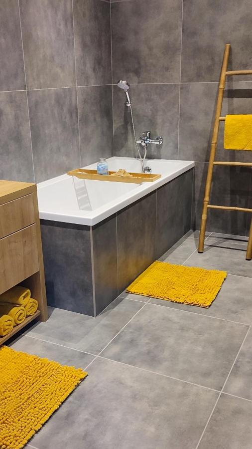 Ltm Apartman Spišská Nová Ves 外观 照片